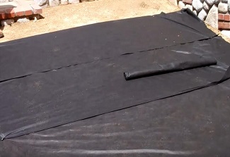 Non-woven-weed-barrier
