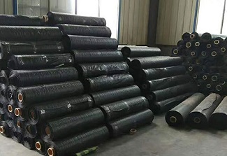 Woven-weed-fabric-in-rolls