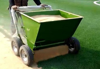 silica-infill-machine-for-soccerl-field