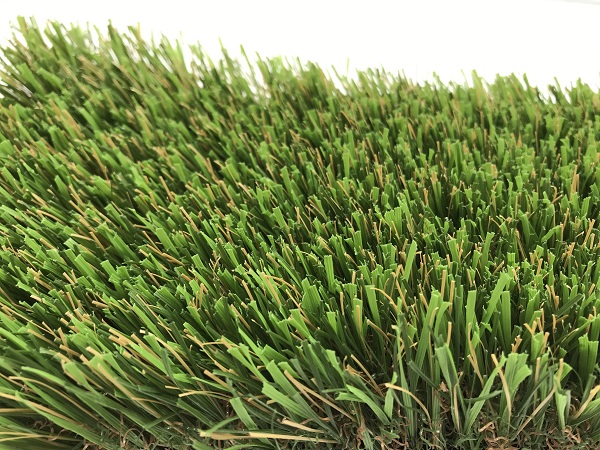 Mixed-color-landscaping-turf